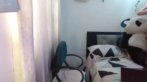 annie rosse16 online show from June 30, 2026, 8:32 pm
