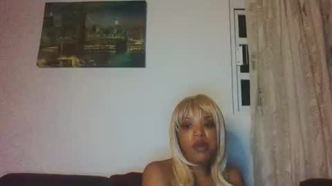 Snapshot of kelliecapri chatting on March 3, 2026, 7:03 am Kellie online show from March 3, 2026, 7:03 am