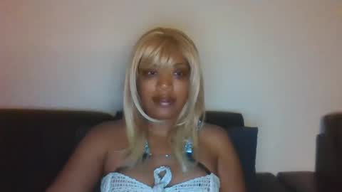 Snapshot of kelliecapri chatting on May 2, 2026, 5:01 am Kellie online show from May 2, 2026, 5:01 am