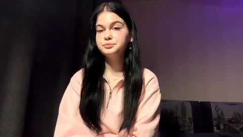 Bella online show from April 2, 2026, 3:42 pm