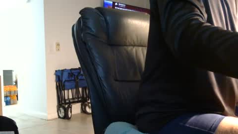 Snapshot of kellmeister60 chatting on June 26, 2026, 2:05 am Kellmeister63 online show from June 26, 2026, 2:05 am