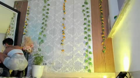 Snapshot of kelly__thomson chatting on May 29, 2026, 8:07 pm kelly__thomson online show from May 29, 2026, 8:07 pm