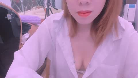 Snapshot of kelly_baby2005 chatting on May 17, 2026, 2:31 am Kelly online show from May 17, 2026, 2:31 am