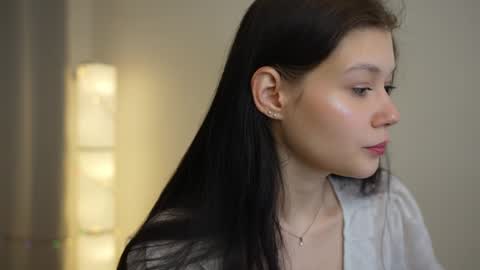 Snapshot of kelly_ember chatting on January 1, 2025, 2:20 pm KELLY online show from January 1, 2025, 2:20 pm