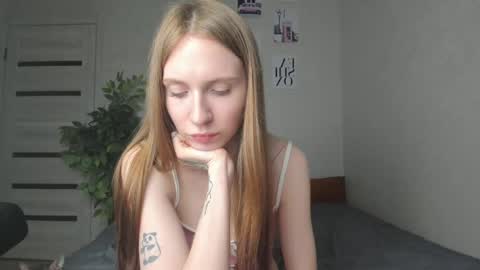 Snapshot of kelly_gerzikaaa chatting on May 8, 2026, 3:17 pm kelly_gerzikaaa online show from May 8, 2026, 3:17 pm