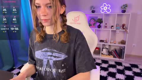 Kelly online show from April 26, 2026, 8:12 am