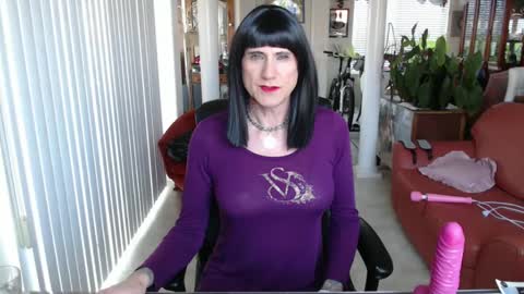 Snapshot of kellyannelynn chatting on January 25, 2025, 8:21 pm kellyanne Lynn but please call me fucktoy online show from January 25, 2025, 8:21 pm