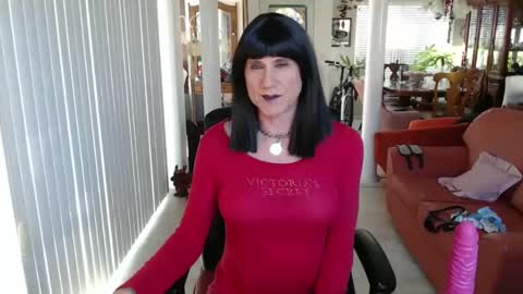 Snapshot of kellyannelynn chatting on March 1, 2025, 4:44 pm kellyanne Lynn but please call me fucktoy online show from March 1, 2025, 4:44 pm