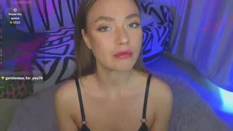 KellyFouler online show from April 26, 2026, 3:32 pm