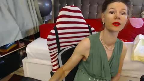 Snapshot of kellynumber chatting on May 31, 2026, 2:57 pm kelly online show from May 31, 2026, 2:57 pm
