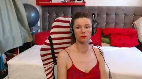 Snapshot of kellynumber chatting on June 16, 2026, 7:33 am kelly online show from June 16, 2026, 7:33 am