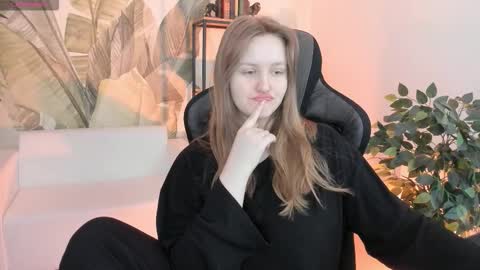 kelly online show from December 20, 2025, 9:16 am