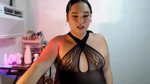 Snapshot of kellys_hot_assxx chatting on July 26, 2026, 1:40 pm KELLY MCDOLEN online show from July 26, 2026, 1:40 pm