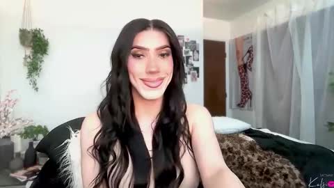 Snapshot of kelsdontstop chatting on March 7, 2026, 5:32 pm Kelsi online show from March 7, 2026, 5:32 pm