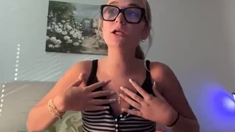 Kelsey Blu online show from June 4, 2026, 11:11 pm