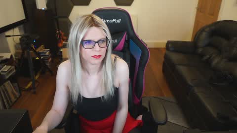 Snapshot of kelseycobalt chatting on February 3, 2025, 10:11 pm kelseycobalt online show from February 3, 2025, 10:11 pm