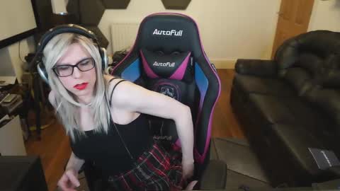 Snapshot of kelseycobalt chatting on February 13, 2025, 8:55 pm kelseycobalt online show from February 13, 2025, 8:55 pm