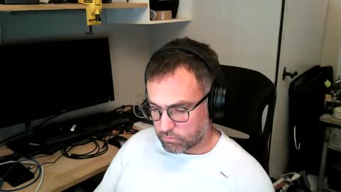 kelvin06133 online show from December 27, 2024, 10:59 pm