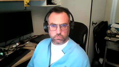 kelvin06133 online show from January 29, 2025, 9:50 pm