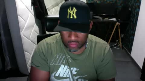 ken3897 online show from April 5, 2026, 10:07 pm