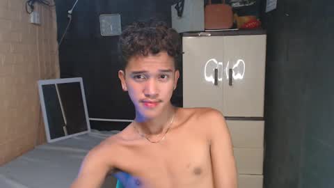 Snapshot of ken_bigcockxx chatting on February 6, 2025, 10:00 pm Ken online show from February 6, 2025, 10:00 pm