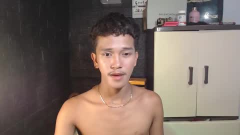 Snapshot of ken_bigcockxx chatting on February 14, 2025, 6:19 pm Ken online show from February 14, 2025, 6:19 pm