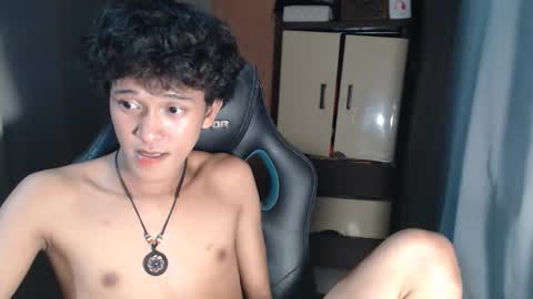 Snapshot of ken_bigcockxx chatting on October 6, 2025, 3:53 pm Ken online show from October 6, 2025, 3:53 pm