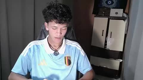 Snapshot of ken_bigcockxx chatting on October 20, 2025, 6:41 pm Ken online show from October 20, 2025, 6:41 pm