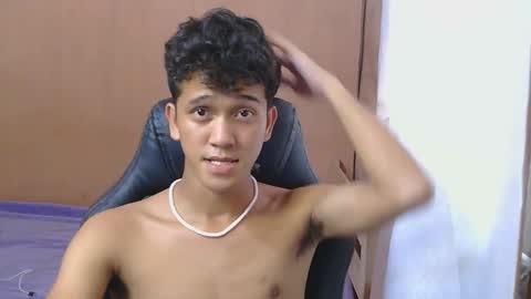 Snapshot of ken_bigcockxx chatting on December 18, 2025, 4:07 am Ken online show from December 18, 2025, 4:07 am