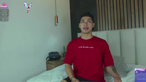 Snapshot of ken_boy_ chatting on February 18, 2025, 2:49 am online show from February 18, 2025, 2:49 am