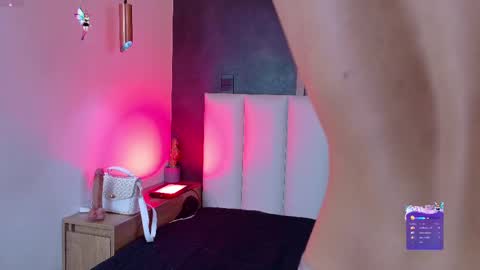 Snapshot of ken_boy_ chatting on March 7, 2025, 8:56 am online show from March 7, 2025, 8:56 am