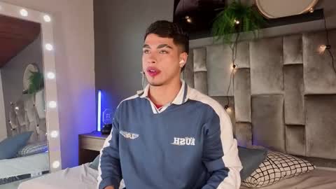 Snapshot of ken_boy_ chatting on October 9, 2025, 2:53 am online show from October 9, 2025, 2:53 am