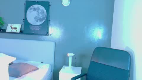 Snapshot of ken_boy_ chatting on October 17, 2025, 11:46 am online show from October 17, 2025, 11:46 am