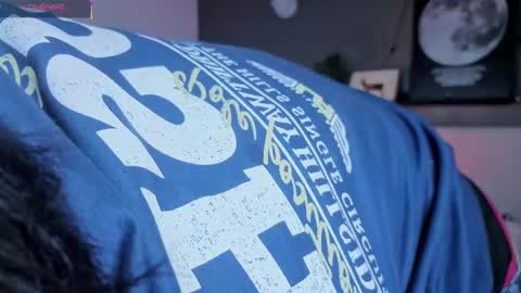 Snapshot of ken_boy_ chatting on October 29, 2025, 11:34 am online show from October 29, 2025, 11:34 am