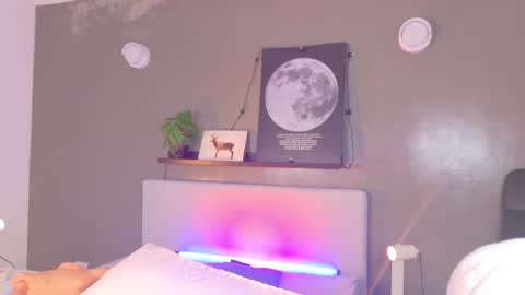 Snapshot of ken_boy_ chatting on November 4, 2025, 11:31 am online show from November 4, 2025, 11:31 am