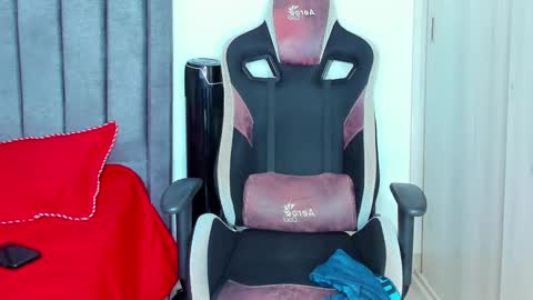 ken_mailik online show from February 2, 2025, 7:52 am