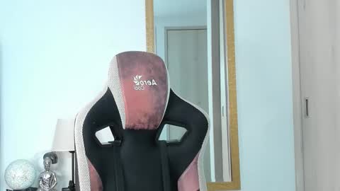 ken_mailik online show from November 12, 2025, 11:25 pm