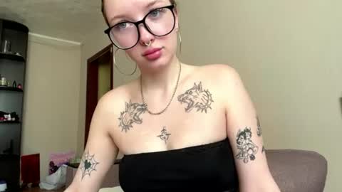 Snapshot of kenafetner chatting on July 16, 2026, 9:48 am Mia online show from July 16, 2026, 9:48 am
