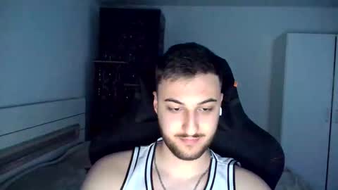 Snapshot of kenan_10 chatting on May 10, 2026, 4:34 pm kenan online show from May 10, 2026, 4:34 pm
