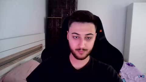 Snapshot of kenan_10 chatting on May 16, 2026, 2:38 pm kenan online show from May 16, 2026, 2:38 pm