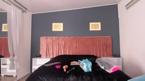 Snapshot of kendalcurvy chatting on May 16, 2026, 11:46 pm Kendal online show from May 16, 2026, 11:46 pm