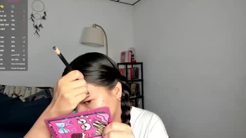 Kendal online show from February 15, 2025, 2:44 pm