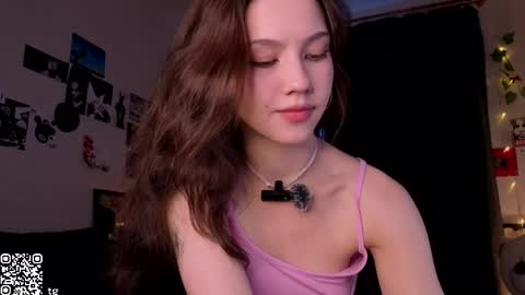 Kendal online show from March 1, 2026, 2:02 am