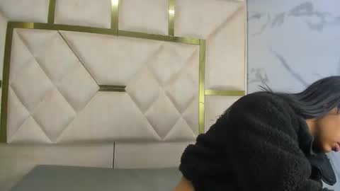 Snapshot of kendall69__ chatting on October 27, 2025, 12:53 pm kendall69__ online show from October 27, 2025, 12:53 pm