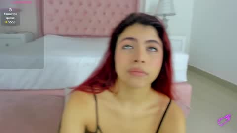 Snapshot of kendall__fox chatting on February 4, 2025, 4:48 am Kendall online show from February 4, 2025, 4:48 am