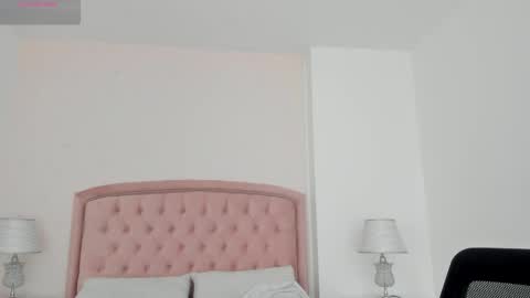 Snapshot of kendall__fox chatting on November 23, 2025, 6:24 am Kendall online show from November 23, 2025, 6:24 am