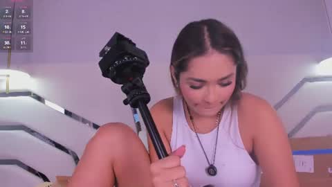 kendall_evanss_ online show from June 12, 2026, 7:13 pm