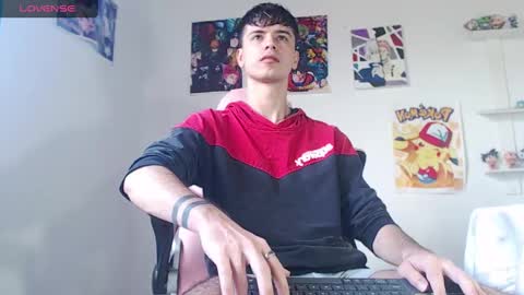 Snapshot of kendall_ros chatting on January 2, 2025, 5:07 pm kendall ross online show from January 2, 2025, 5:07 pm