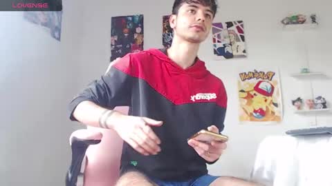 Snapshot of kendall_ros chatting on January 24, 2025, 3:55 pm kendall ross online show from January 24, 2025, 3:55 pm