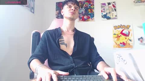 Snapshot of kendall_ros chatting on February 16, 2025, 6:21 pm kendall ross online show from February 16, 2025, 6:21 pm